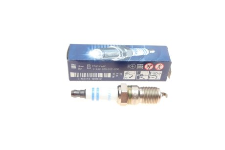 СВІЧКА HR8DPP15V PLATIN BOSCH 0 242 229 652