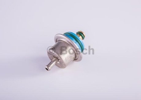 Гаситель пульсаций подачи топлива BOSCH 0280160585