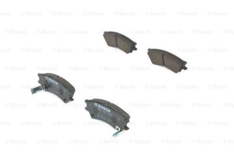 Комплект гальмівних колодок BOSCH 0 986 424 575