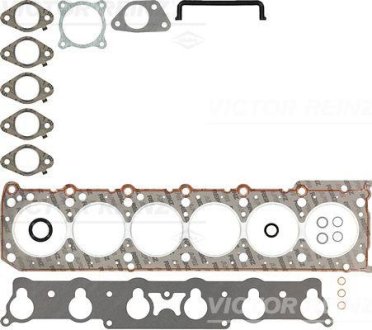 A_Комплект прокладок ГБЦ MB 190,W124 \'\'2,6 \'\'>>93 VICTOR REINZ 02-26835-03